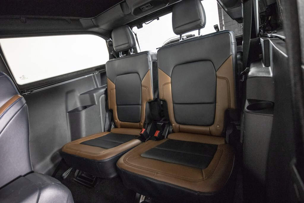 Used 2023 Ford Bronco Outer Banks image 11