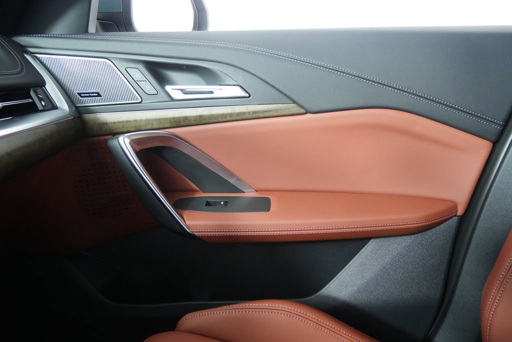 Used 2026 BMW X1 xDrive28i w/ Technology Package image 24