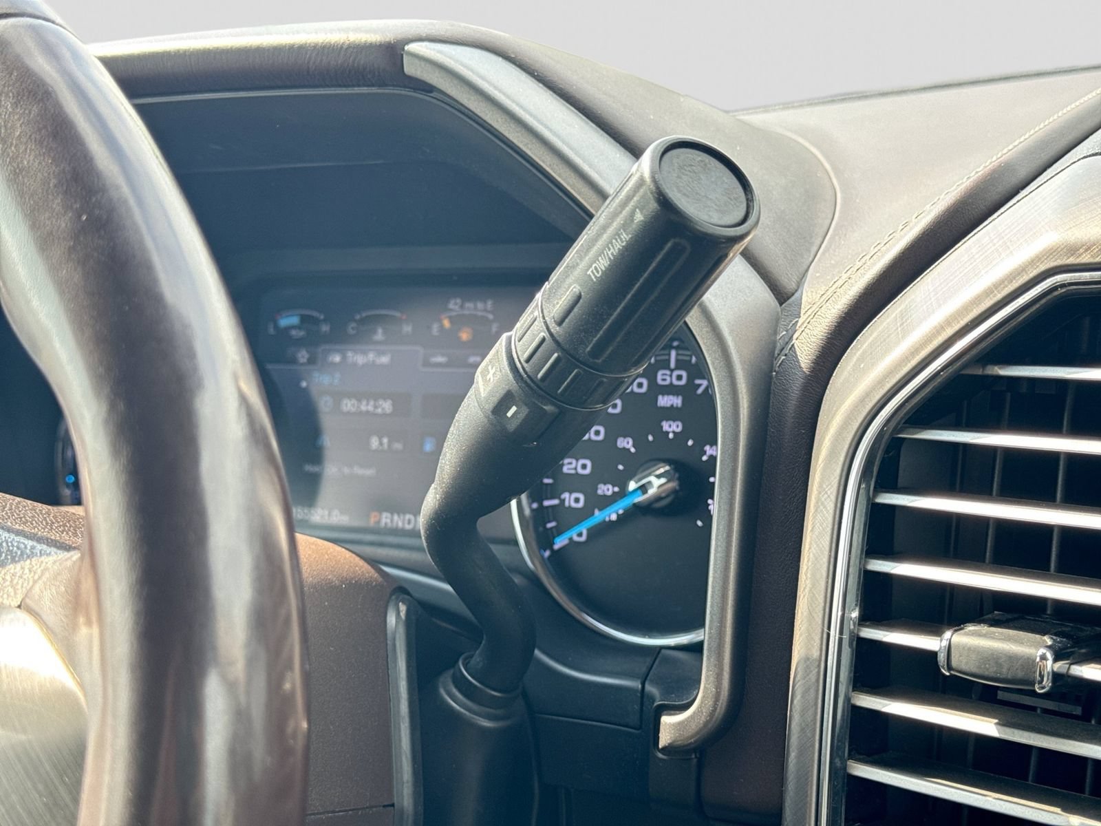 Used 2019 Ford F350 Limited AWD/4WD image 38