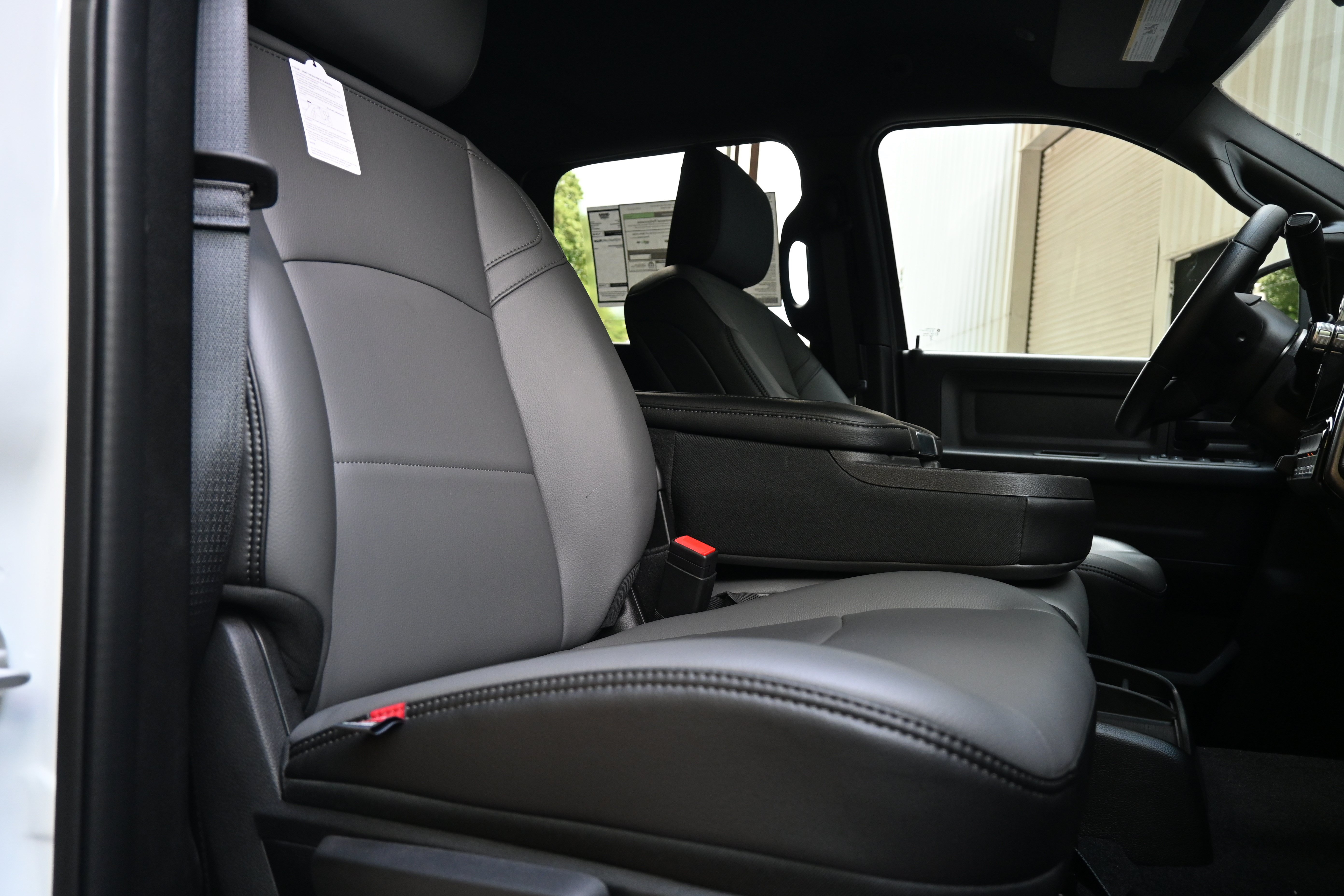 New 2026 RAM 3500 Tradesman AWD/4WD image 33