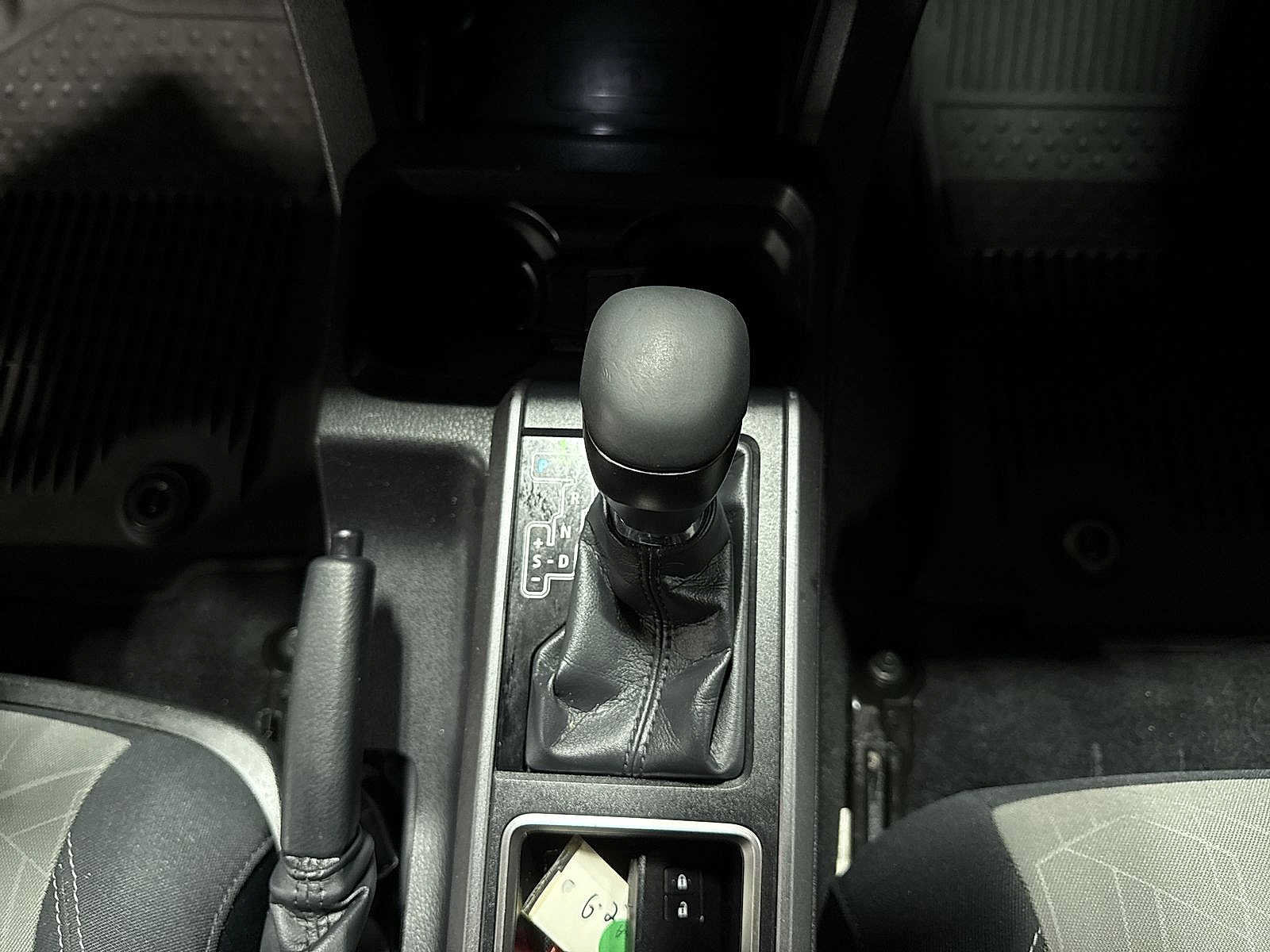 Used 2023 Toyota Tacoma TRD Sport AWD/4WD image 31