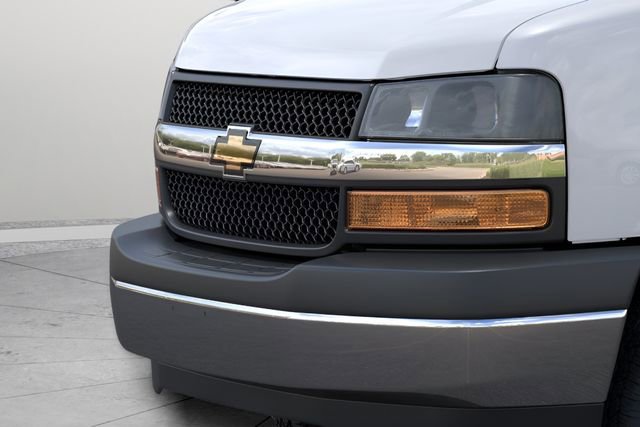 New 2025 Chevrolet Express 3500 w/ Power Convenience Package RWD image 13