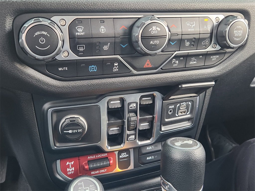 Used 2024 Jeep Wrangler Unlimited image 21