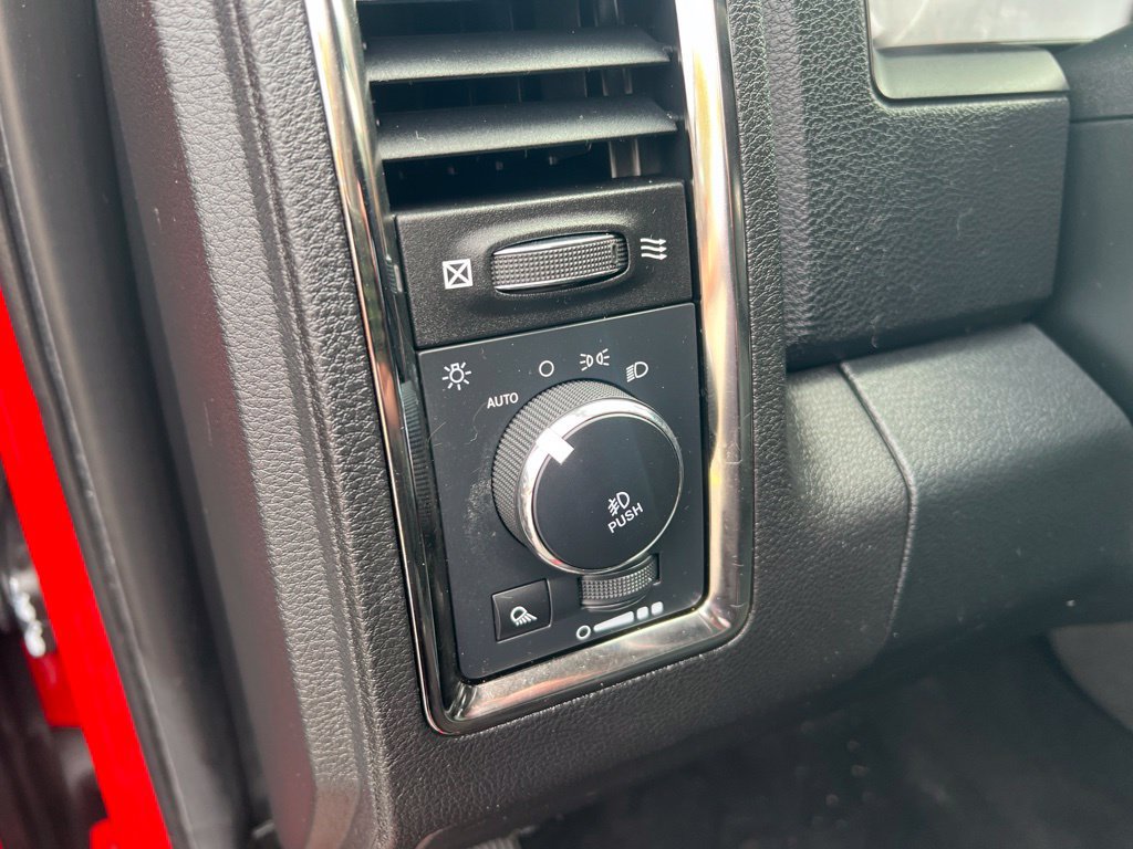Used 2018 RAM 1500 Sport w/ Convenience Group AWD/4WD image 42