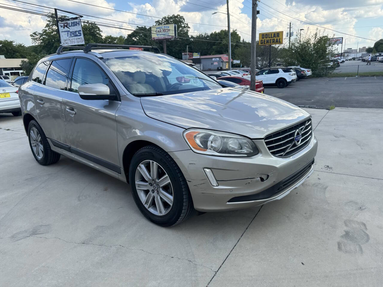 Used 2016 Volvo XC60 T6 w/ Proximity Package image 21
