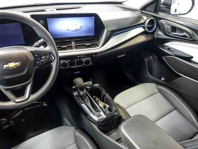 Certified 2026 Chevrolet Trax LT FWD image 17