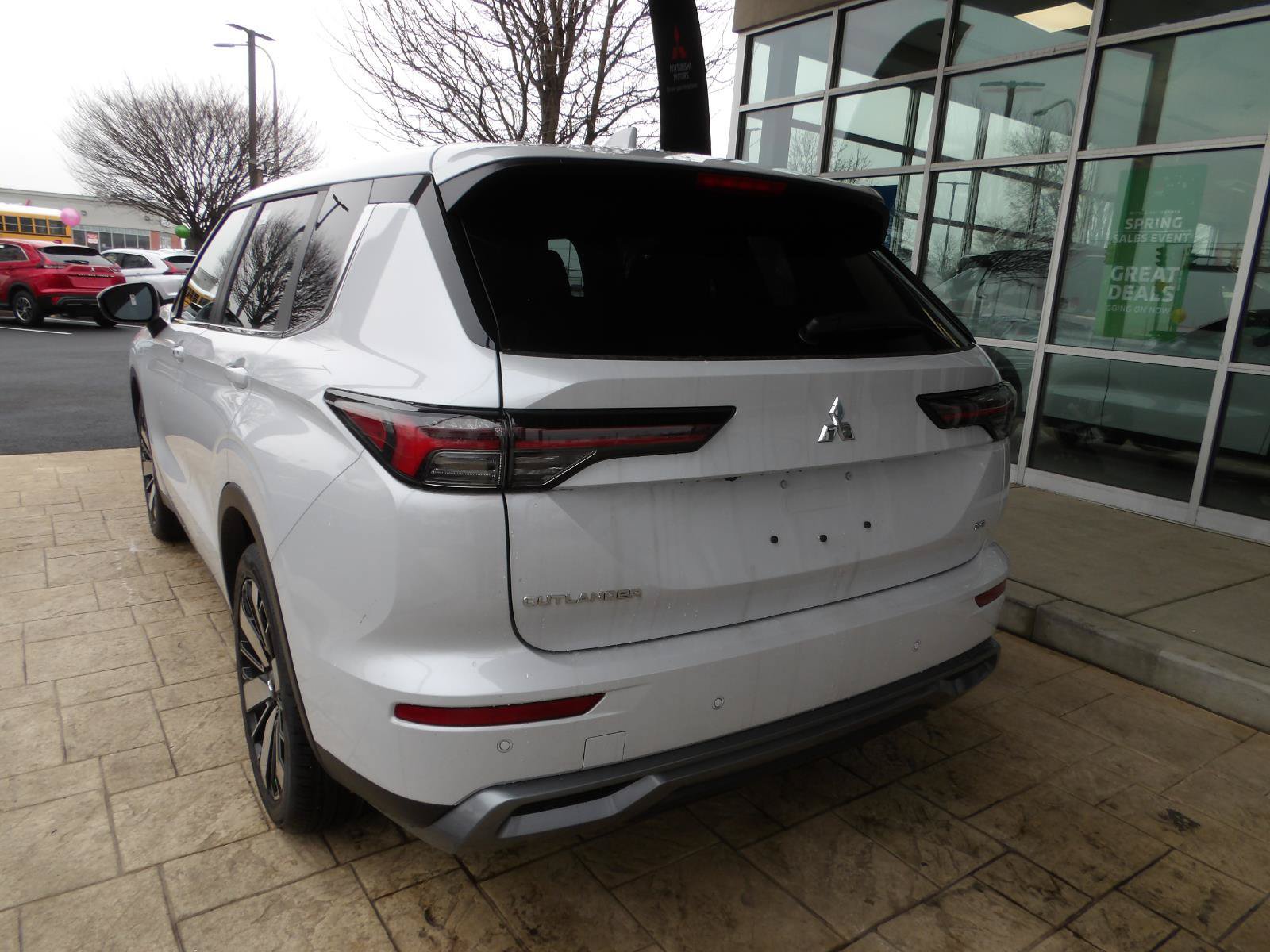New 2026 Mitsubishi Outlander SE AWD/4WD image 5