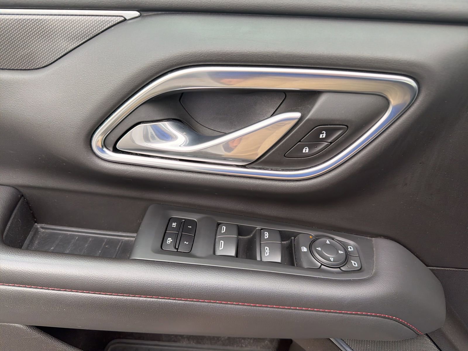 Used 2021 Chevrolet Tahoe RST AWD/4WD image 23
