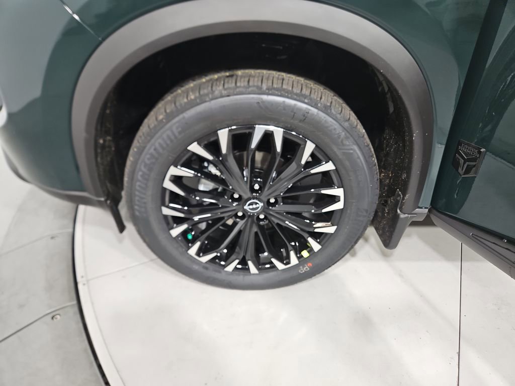 New 2026 Nissan Rogue SV image 25