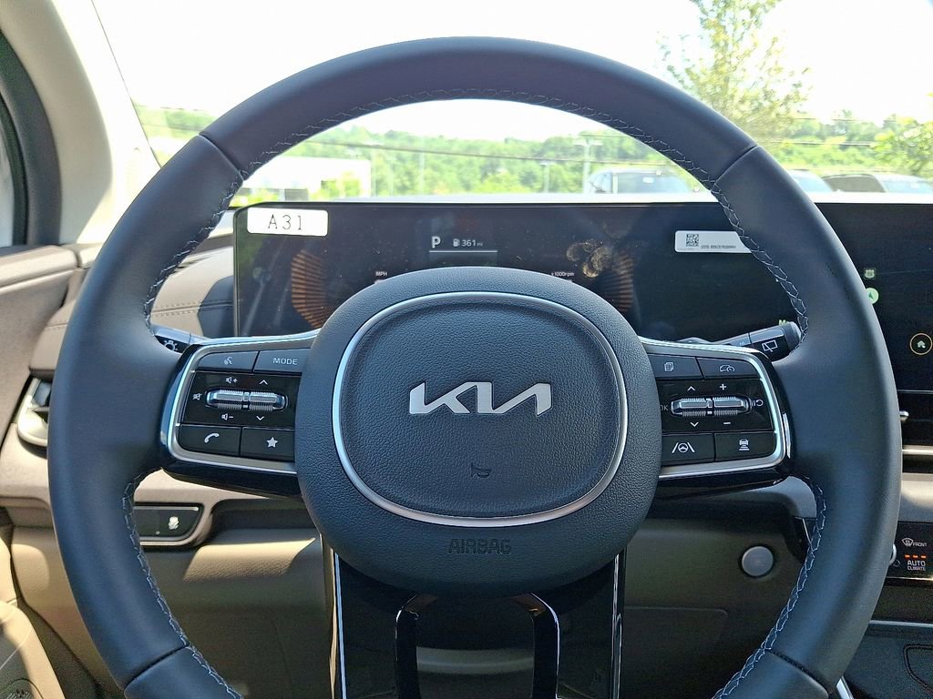 New 2026 Kia Carnival EX image 17