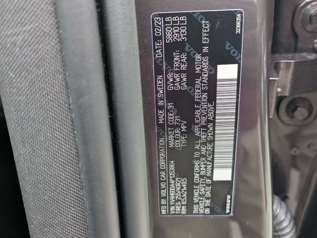 Certified 2023 Volvo XC60 T8 Ultimate AWD/4WD image 32