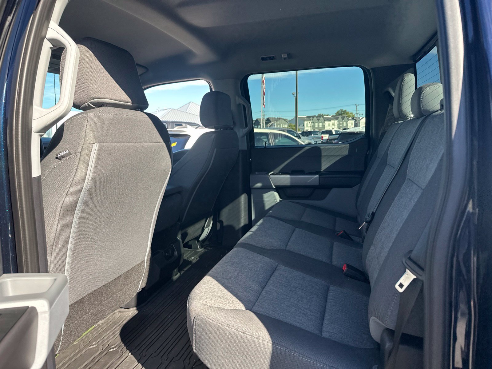 Certified 2025 Ford F250 XL w/ STX Appearance Package AWD/4WD image 10