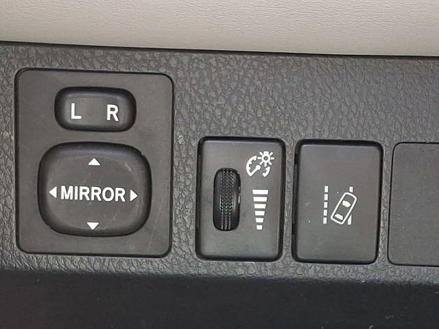 Used 2017 Toyota RAV4 XLE w/ Plus Special Value Package AWD/4WD image 25