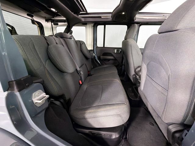 Used 2025 Jeep Wrangler Unlimited Sahara w/ Safety Group image 25