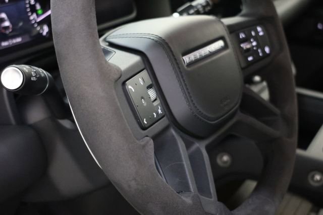 Used 2023 Land Rover Defender 90 V8 image 98