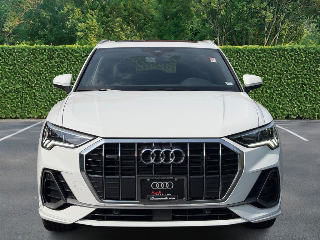 Used 2025 Audi Q3 2.0T Premium w/ Convenience Package AWD/4WD image 9