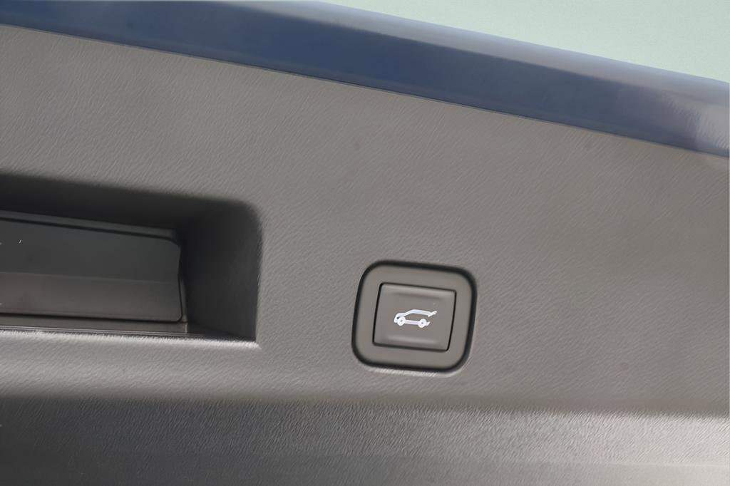 New 2026 Chevrolet Traverse LT w/ Driver Confidence Package image 29