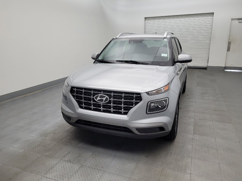 Used 2022 Hyundai Venue SEL image 15