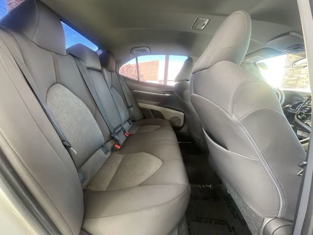 Used 2019 Toyota Camry LE w/ Carpet Mat Package image 22