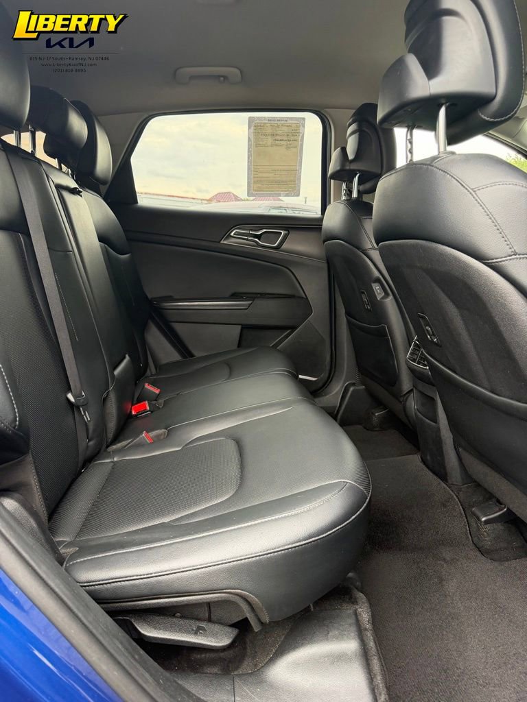 Used 2023 Kia Sportage EX AWD/4WD image 10
