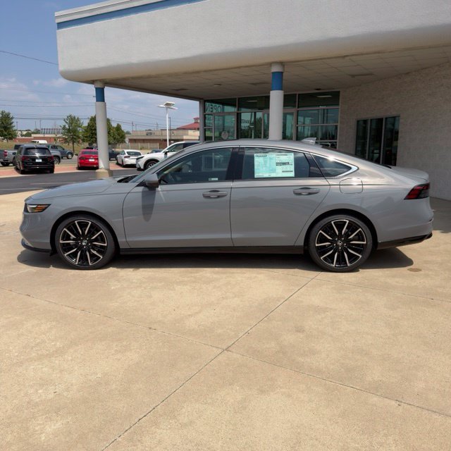New 2026 Honda Accord Touring image 2