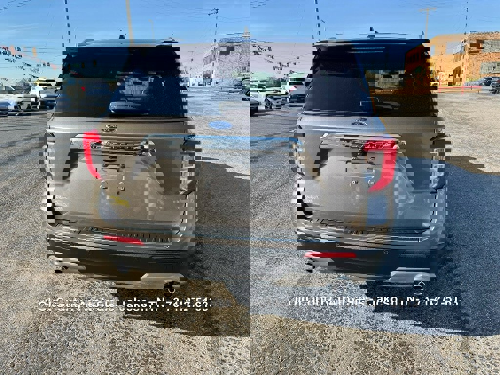 Used 2021 Ford Explorer Limited w/ Equipment Group 301A image 7