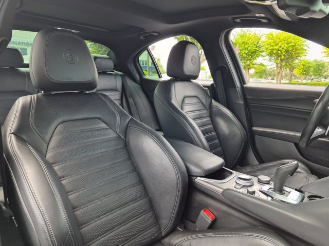 Used 2020 Alfa Romeo Giulia Ti Sport w/ Quick Order Package 22U Sport RWD image 19