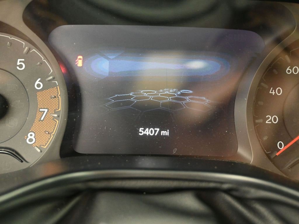 New 2026 Jeep Compass Latitude image 13