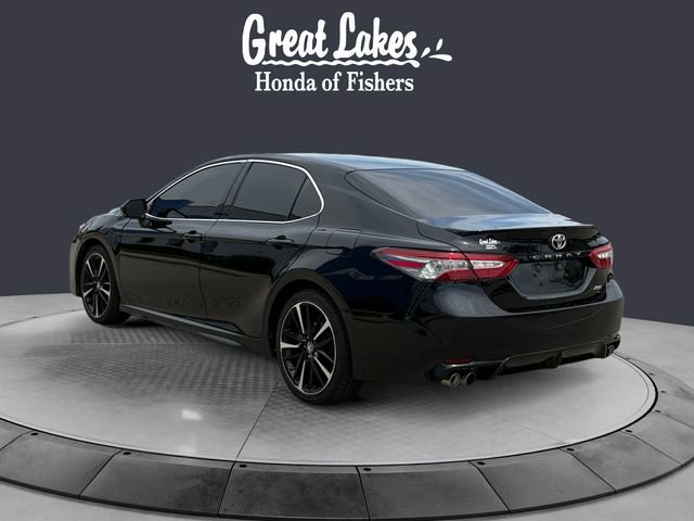 Used 2018 Toyota Camry XSE FWD image 3