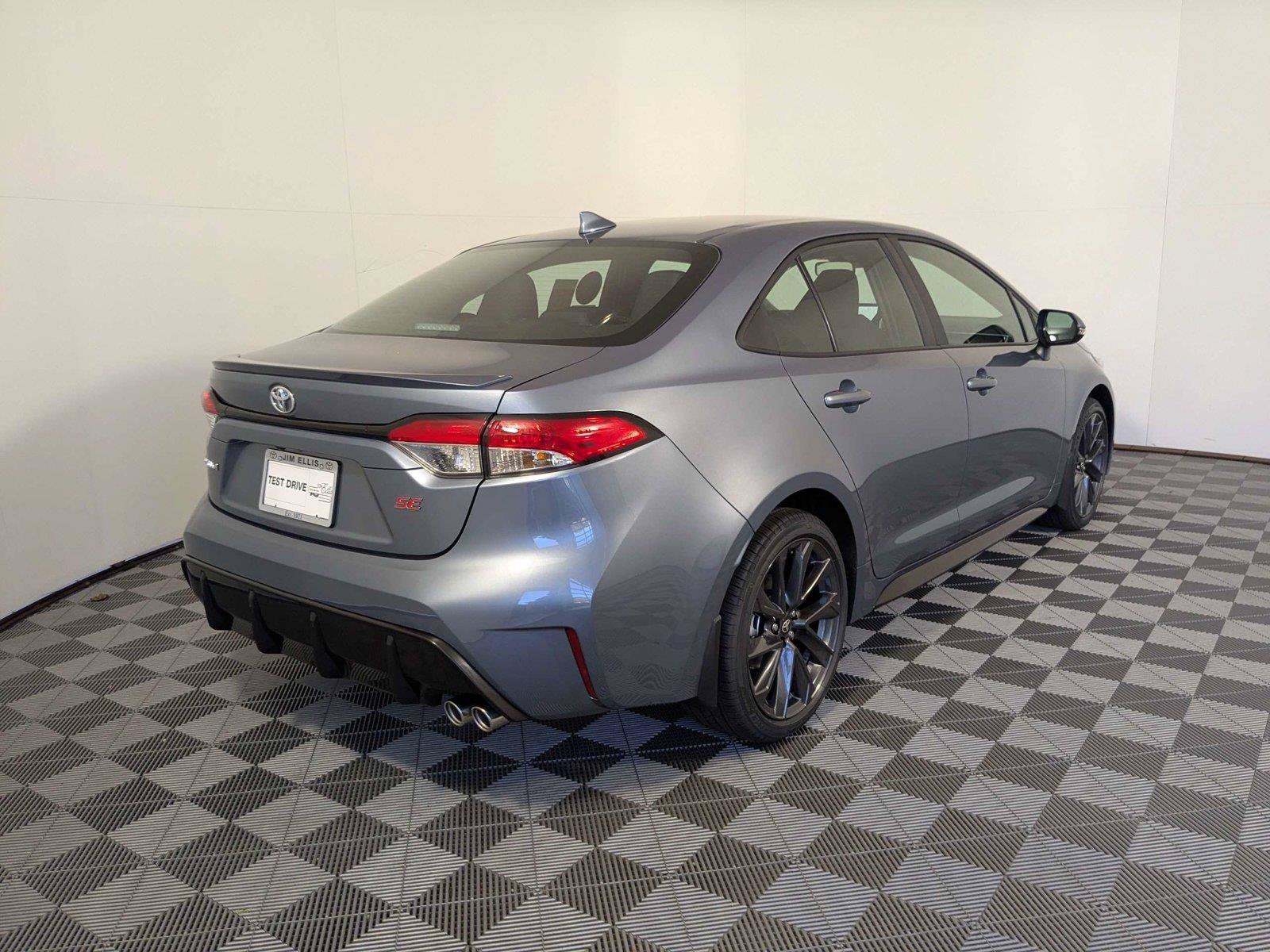 New 2027 Toyota Corolla SE w/ SE Package FWD image 5