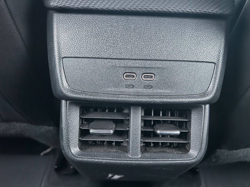 Used 2026 Chevrolet Equinox LT w/ Convenience Package II FWD image 29