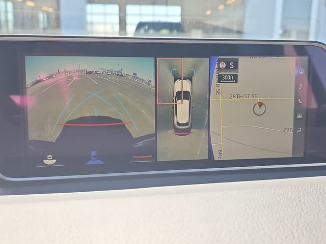 Used 2019 Lexus RX 350 AWD w/ Navigation Package image 23