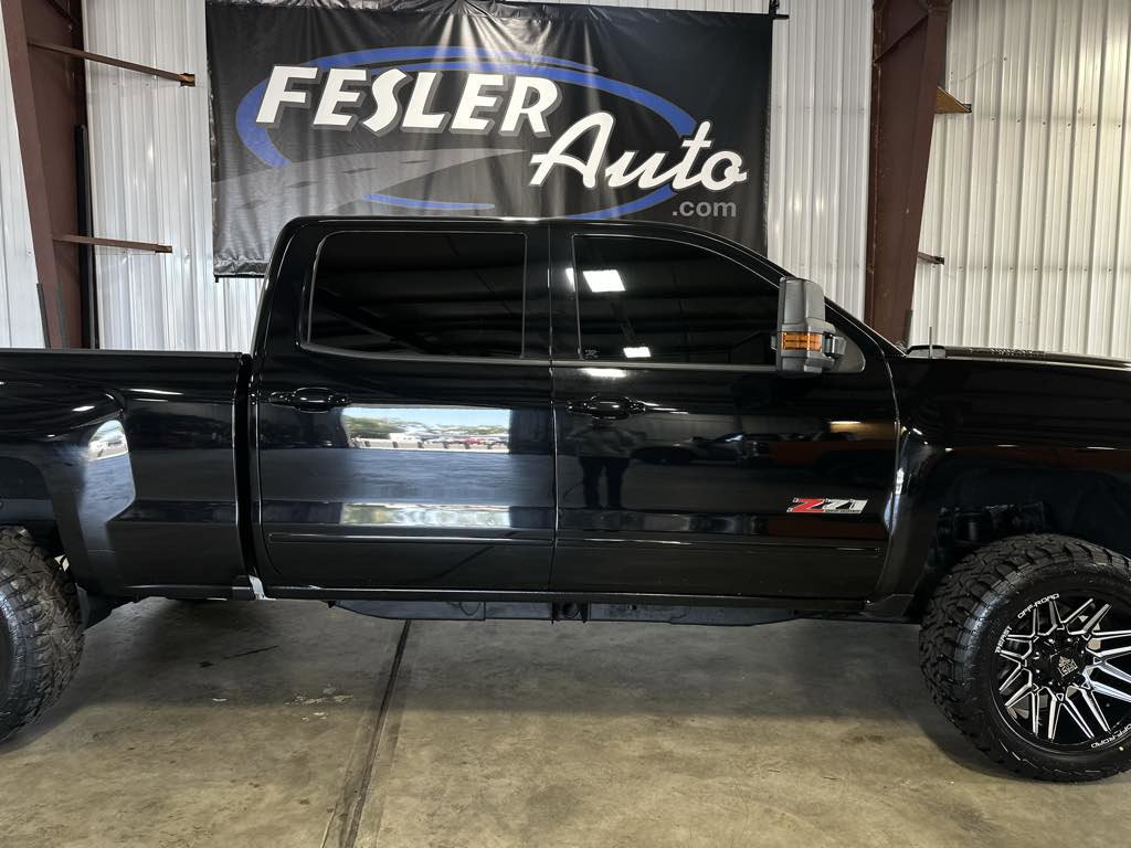 Used 2016 Chevrolet Silverado 2500 LT w/ Midnight Edition image 20