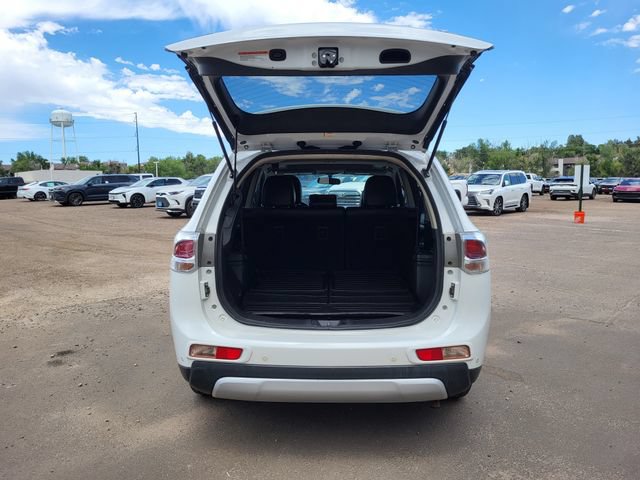 Used 2015 Mitsubishi Outlander SE AWD/4WD image 29