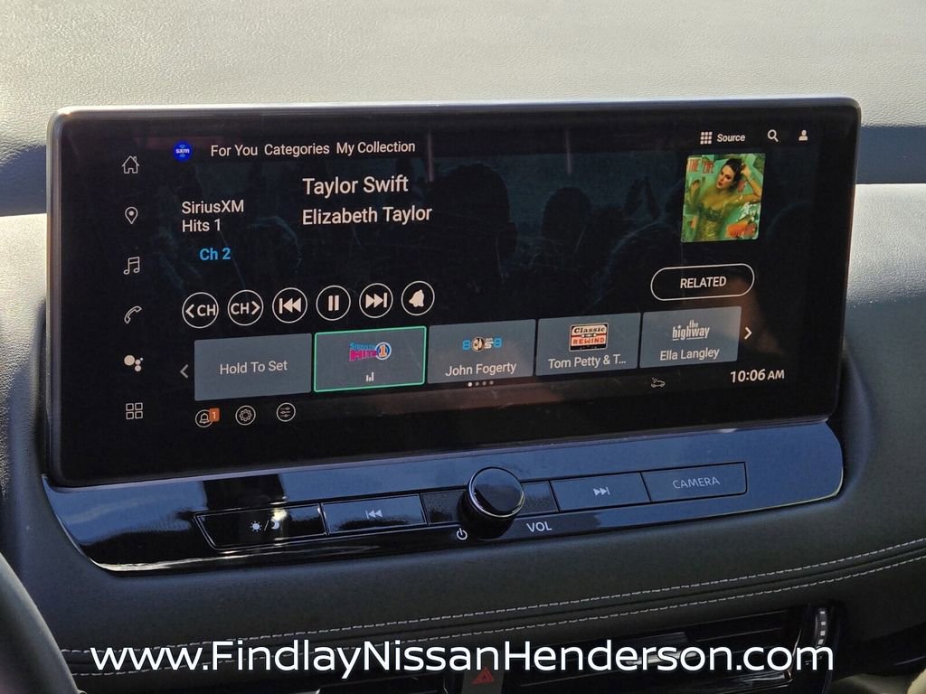 Used 2025 Nissan Rogue SL w/ Tech Package image 23