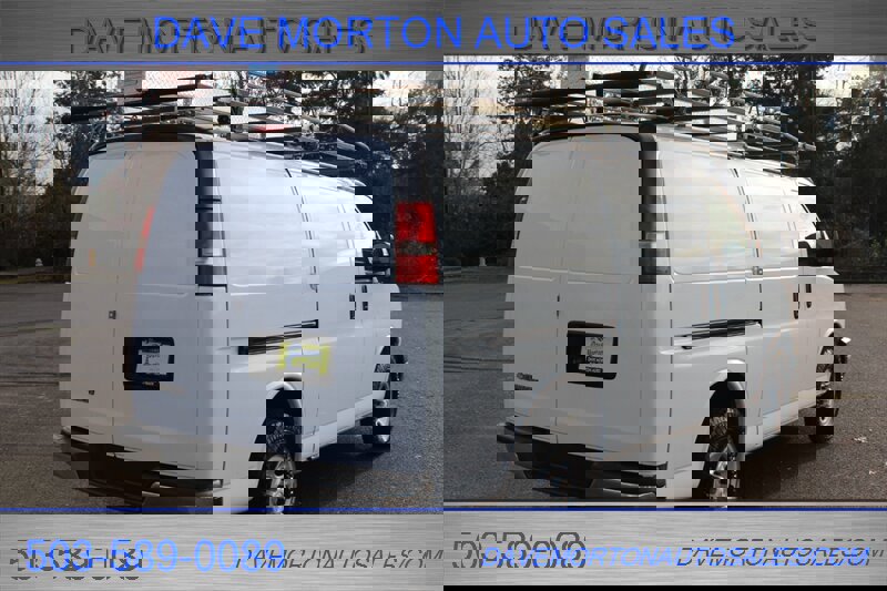 Used 2015 Chevrolet Express 3500 image 4