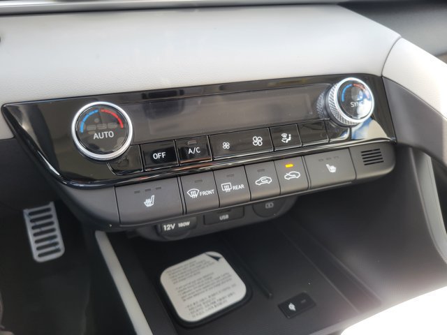 New 2026 Hyundai Elantra SEL Sport FWD image 18