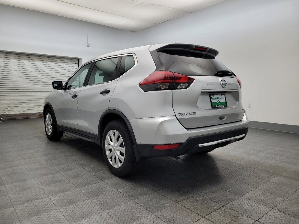 Used 2019 Nissan Rogue S image 5