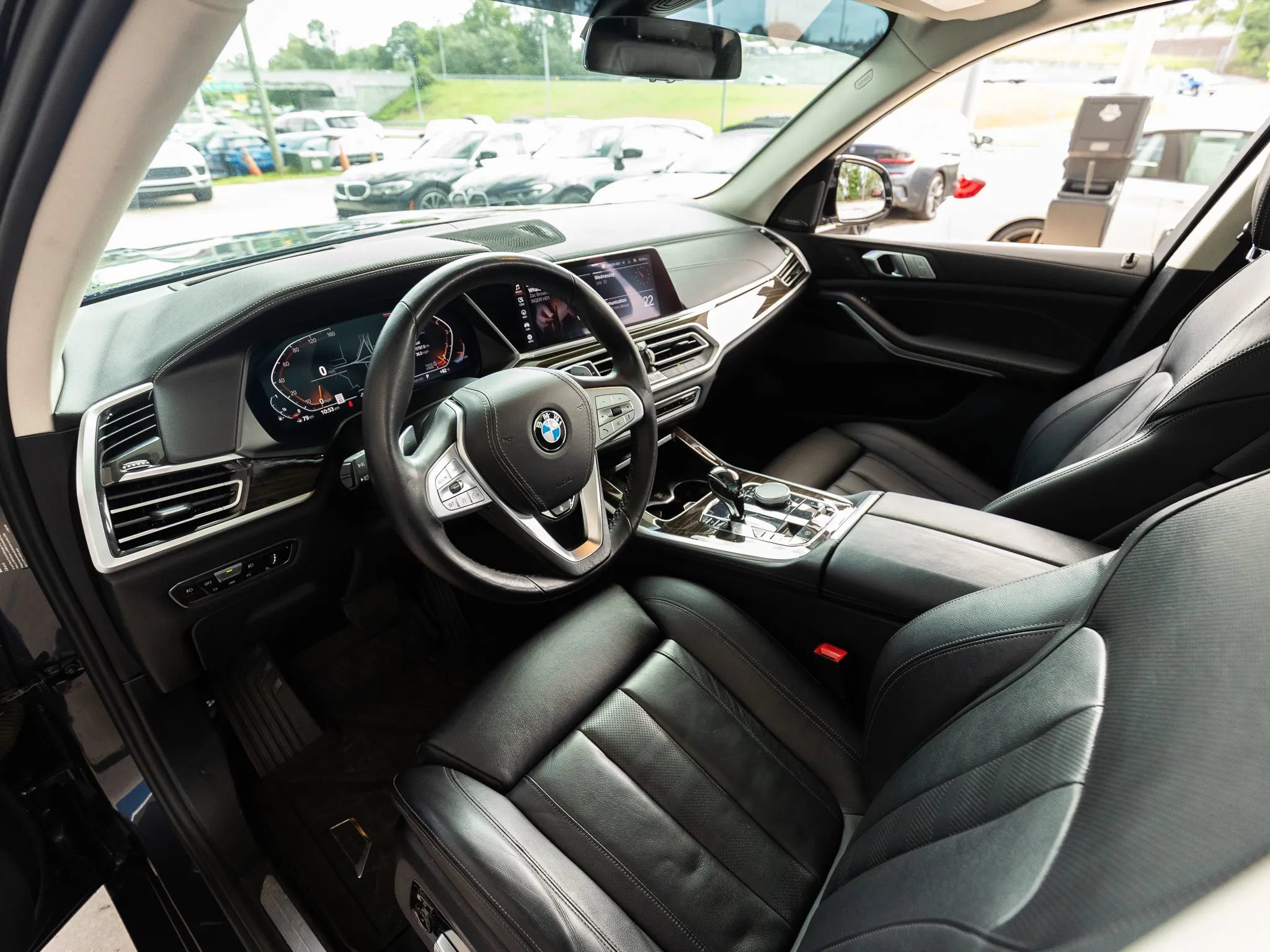 Used 2022 BMW X7 xDrive40i w/ Premium Package AWD/4WD image 18