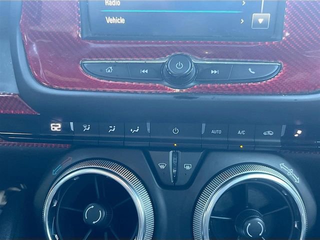 Used 2017 Chevrolet Camaro LT RWD image 15