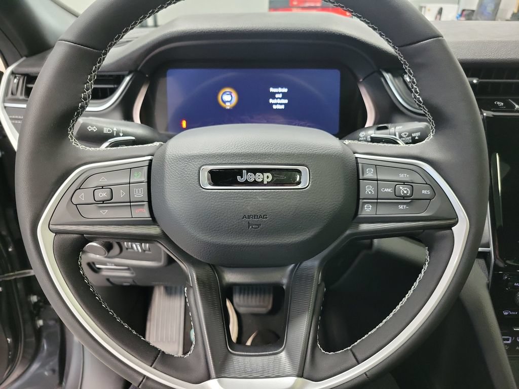 New 2026 Jeep Grand Cherokee Laredo X AWD/4WD image 15