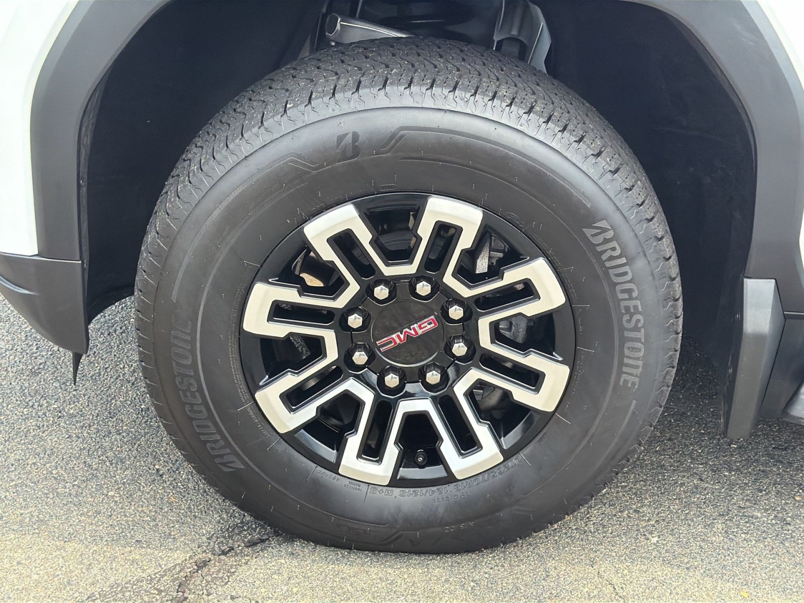New 2026 GMC Sierra EV Elevation w/ Premium Package AWD/4WD image 12