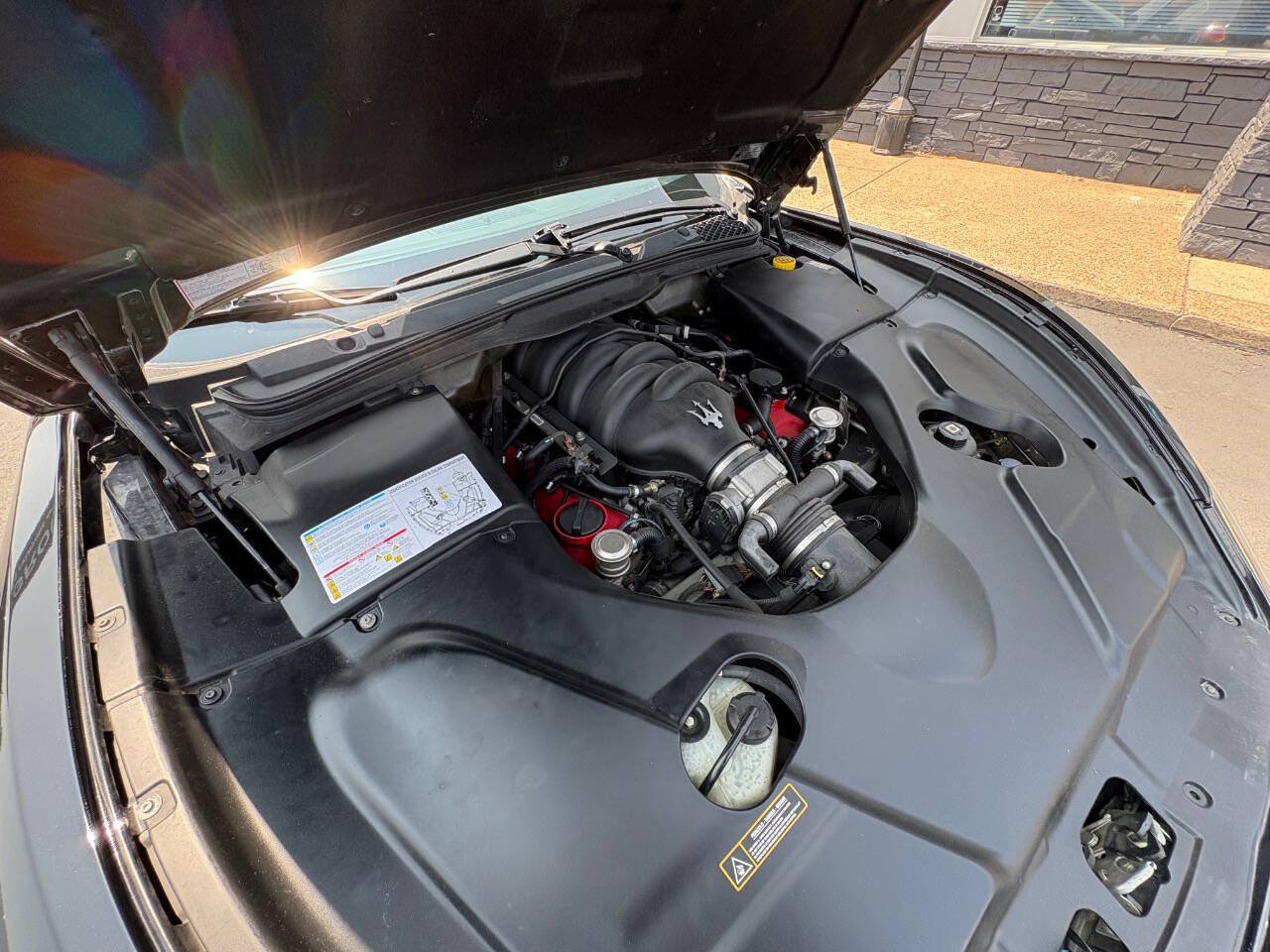 Used 2012 Maserati GranTurismo Convertible RWD image 31