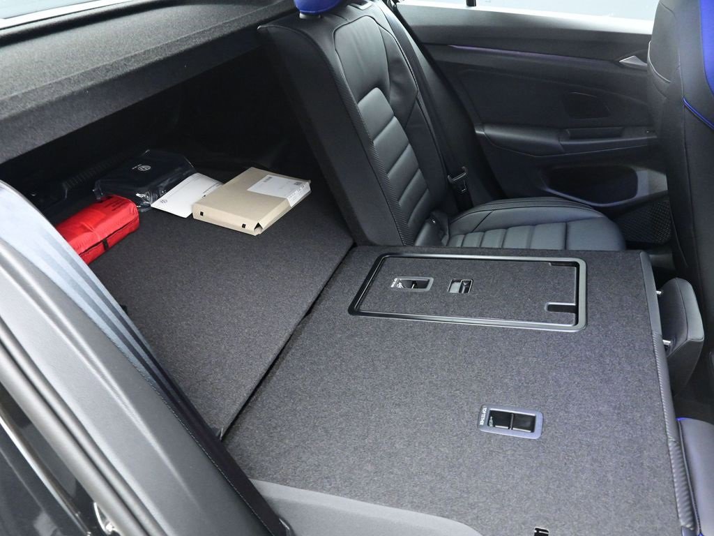 New 2025 Volkswagen Golf R Black Edition image 27
