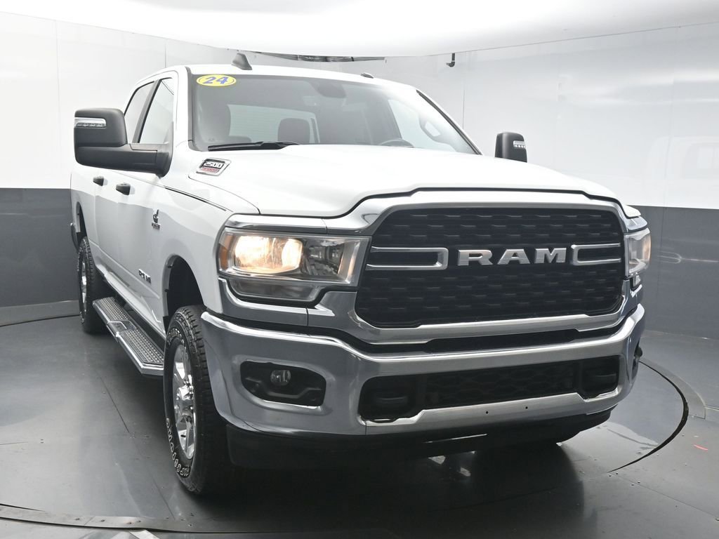 Used 2024 RAM 2500 Big Horn w/ Off Road Package AWD/4WD image 2