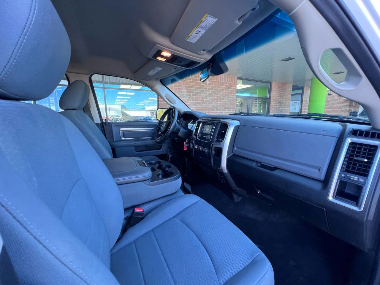 Used 2019 RAM 1500 Classic SLT AWD/4WD image 20