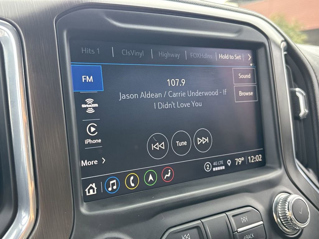 Used 2022 GMC Sierra 1500 AT4 w/ AT4 Premium Package image 13