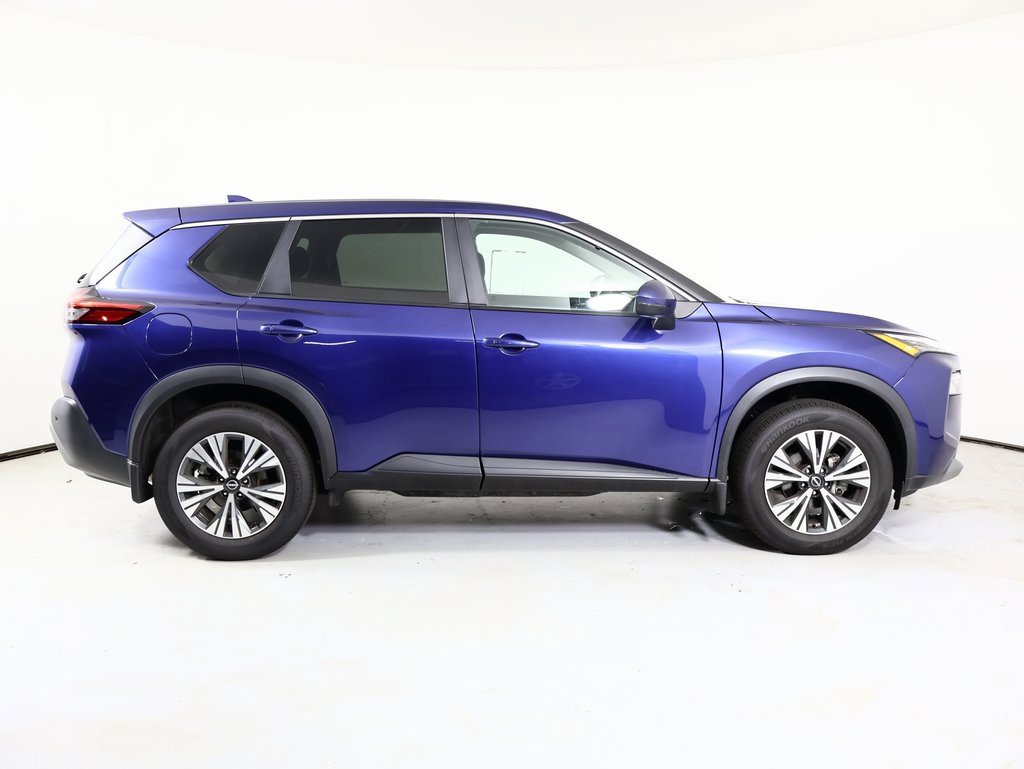 Used 2022 Nissan Rogue SV image 17