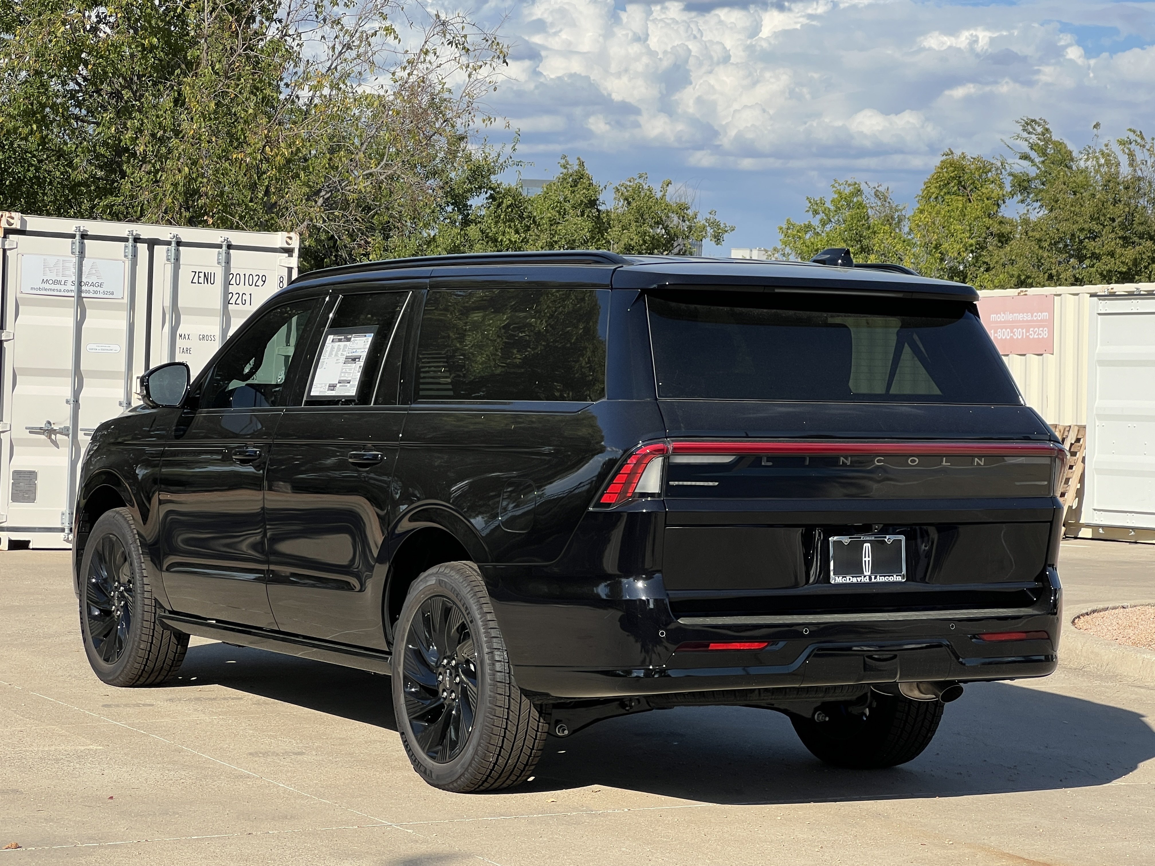 New 2027 Lincoln Navigator L Reserve w/ Jet Appearance Package AWD/4WD image 7