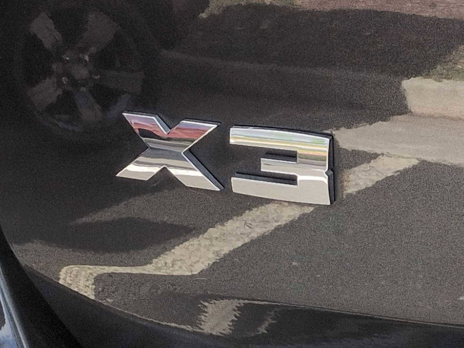 Used 2023 BMW X3 M40i w/ Premium Package image 12